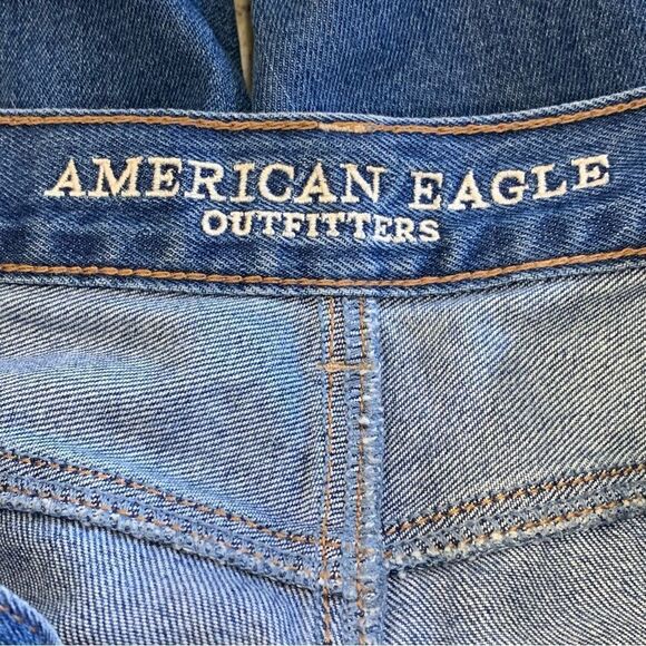 American Eagle Mom Jeans Size 4 - Picture 7 of 10
